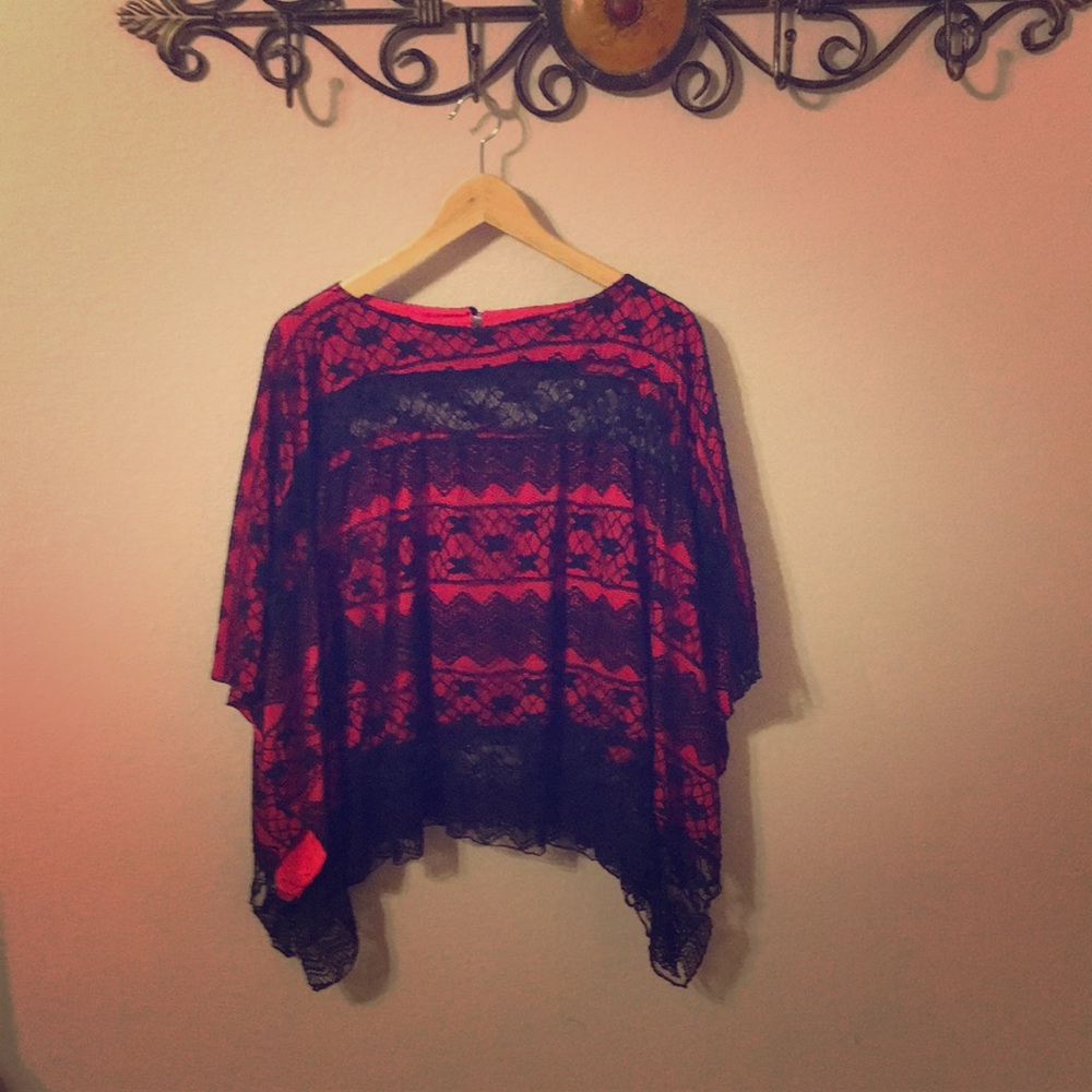Cute boutique top.
